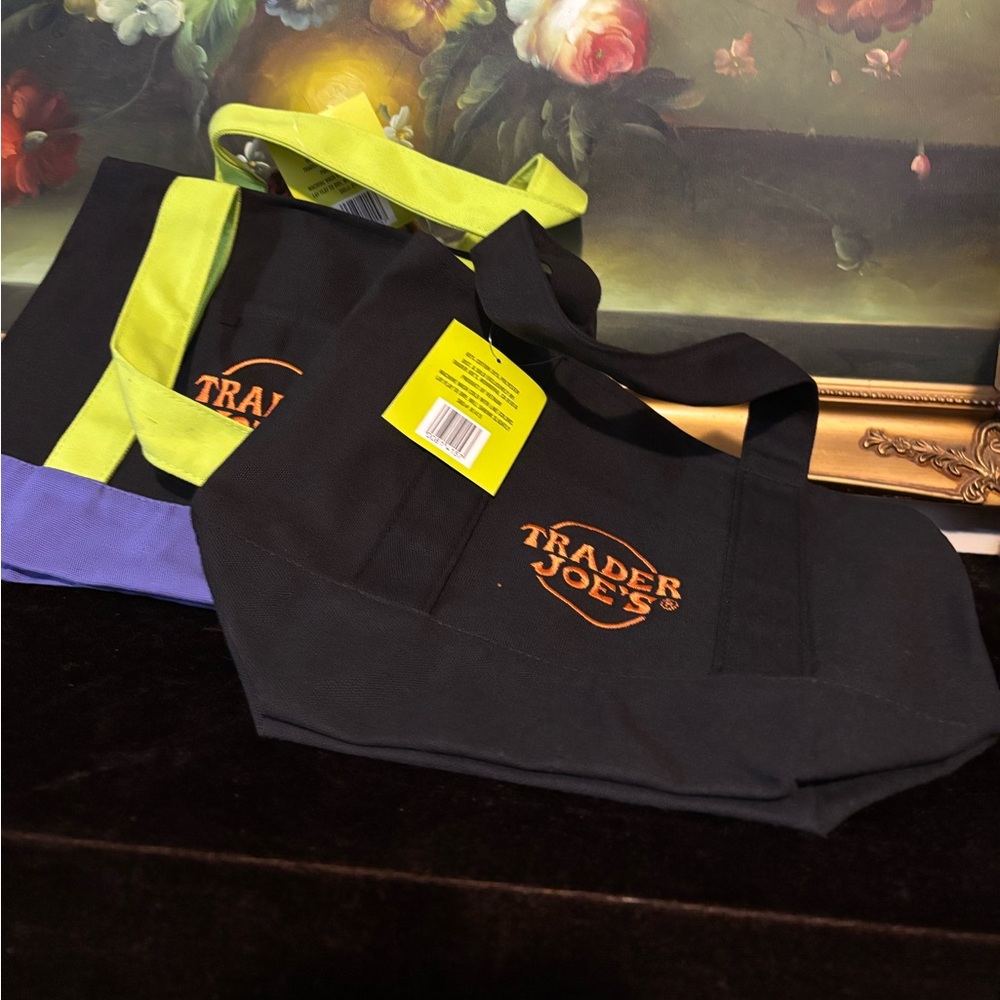 NWT Trader Joe's Halloween 2 Mini Canvas Tote Bags Trick Or Treat 2025 BLK multi